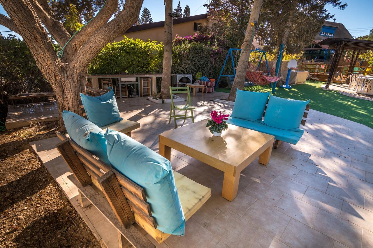 Desert Bird Guest House Arad Exterior photo